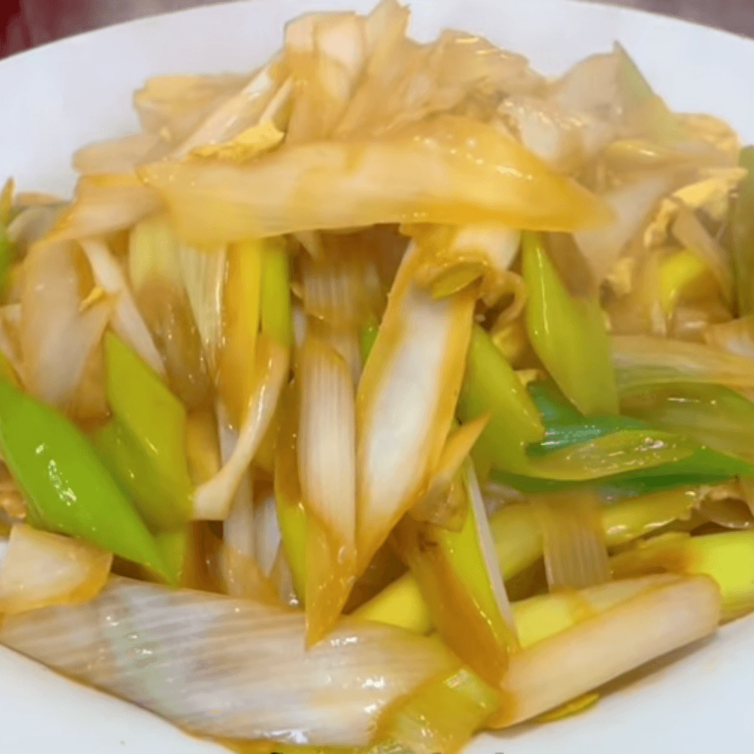 Stir-fried Eggs with Scallions