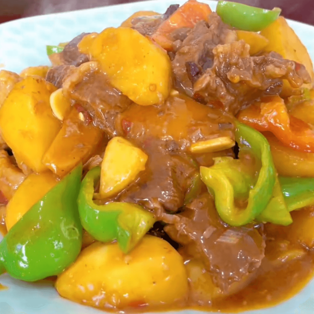 Northeastern braised potatos with beef